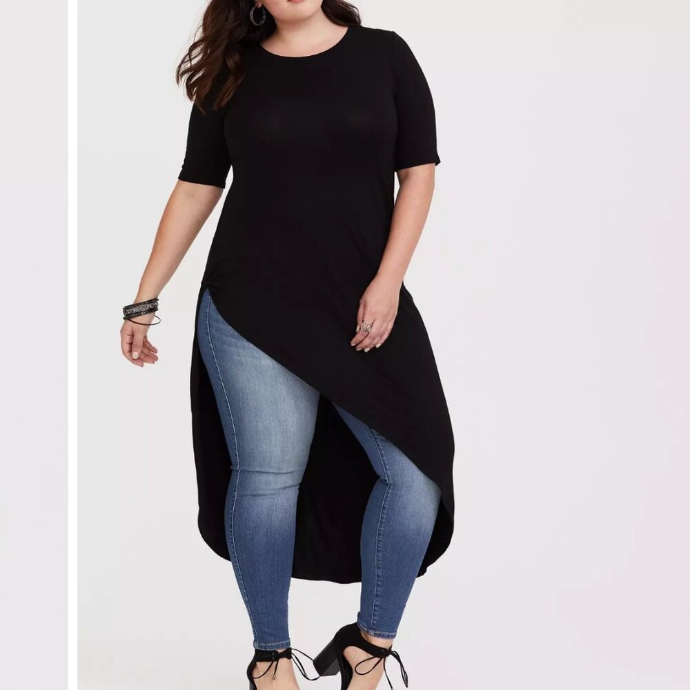 torrid Super Soft Crew Knotted Asymmetrical Tunic Tee